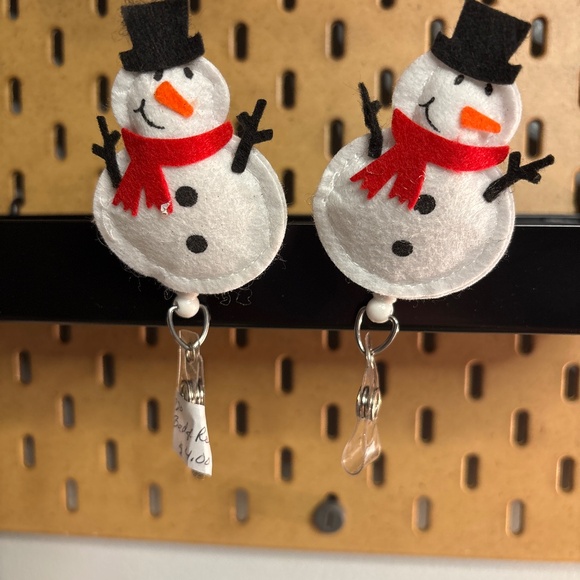 Set of Snowman badge reel holders - Picture 1 of 2